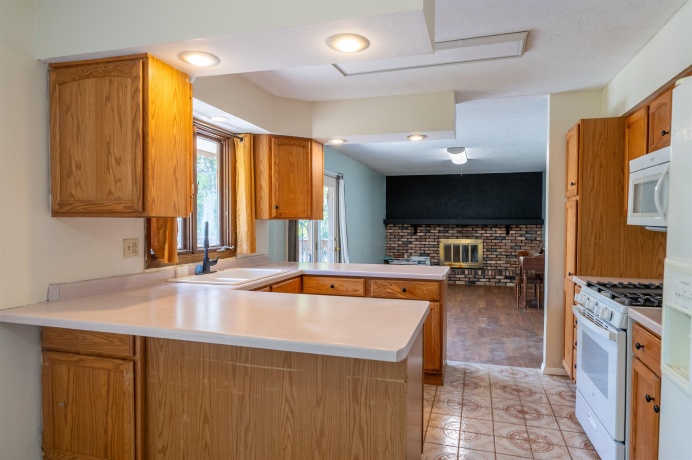 4269 Towhee, LOVES PARK, Illinois 61111, 4 Bedrooms Bedrooms, ,2 BathroomsBathrooms,House,For Sale,Towhee,202506355