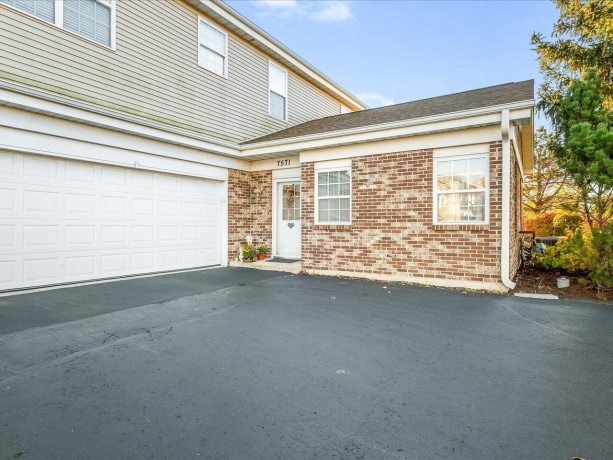 7571 Magnolia, CHERRY VALLEY, Illinois 61016, 2 Bedrooms Bedrooms, ,2 BathroomsBathrooms,Condominium,For Sale,Magnolia,202506888