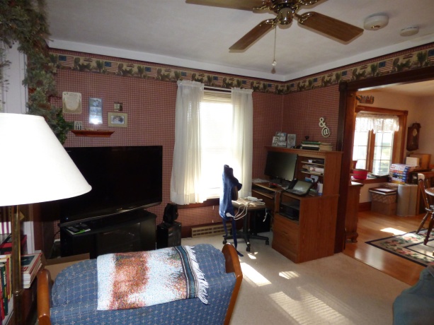 19128 IL Rt. 84, SAVANNA, Illinois 61074, 4 Bedrooms Bedrooms, ,3 BathroomsBathrooms,Farm,For Sale,IL Rt. 84,202506889