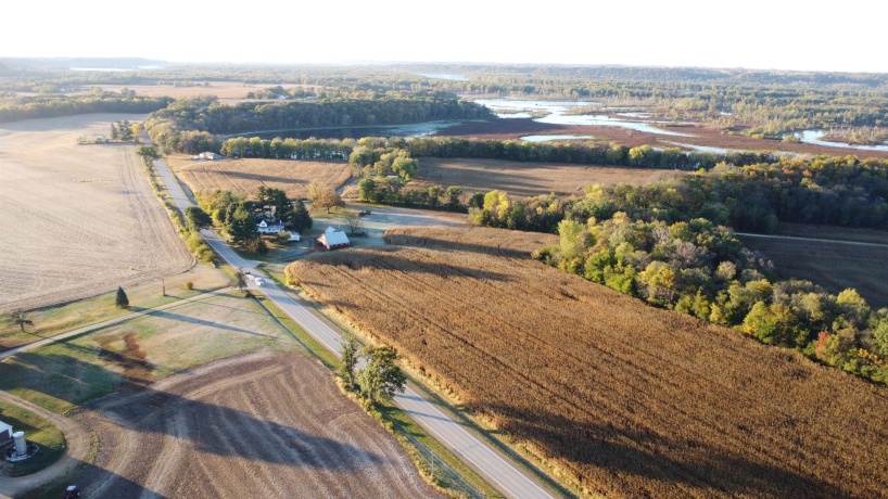 19128 IL Rt. 84, SAVANNA, Illinois 61074, 4 Bedrooms Bedrooms, ,3 BathroomsBathrooms,Farm,For Sale,IL Rt. 84,202506889