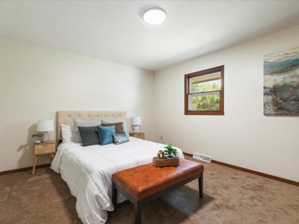 3302 Chick Charney, ROCKFORD, Illinois 61109, 3 Bedrooms Bedrooms, ,1 BathroomBathrooms,House,For Sale,Chick Charney,202505753