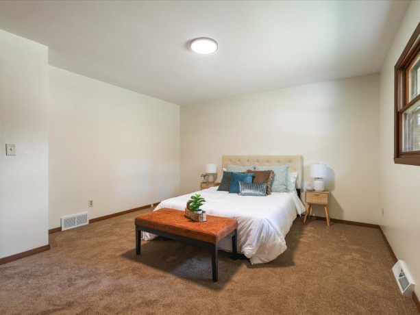 3302 Chick Charney, ROCKFORD, Illinois 61109, 3 Bedrooms Bedrooms, ,1 BathroomBathrooms,House,For Sale,Chick Charney,202505753