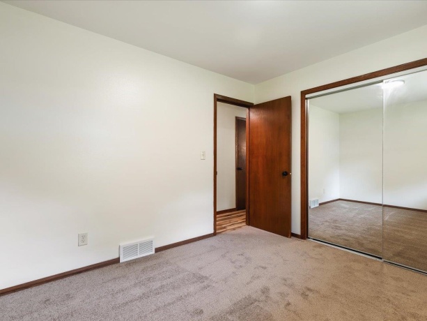 3302 Chick Charney, ROCKFORD, Illinois 61109, 3 Bedrooms Bedrooms, ,1 BathroomBathrooms,House,For Sale,Chick Charney,202505753