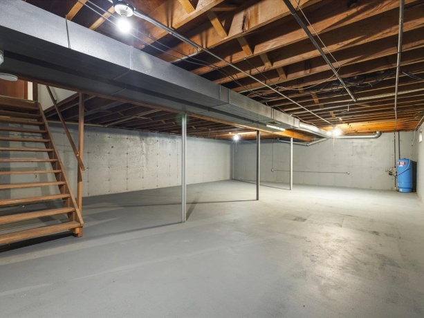 3302 Chick Charney, ROCKFORD, Illinois 61109, 3 Bedrooms Bedrooms, ,1 BathroomBathrooms,House,For Sale,Chick Charney,202505753