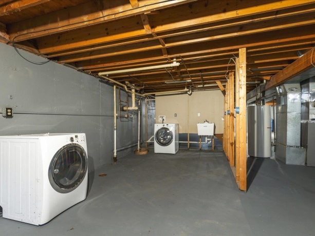 3302 Chick Charney, ROCKFORD, Illinois 61109, 3 Bedrooms Bedrooms, ,1 BathroomBathrooms,House,For Sale,Chick Charney,202505753