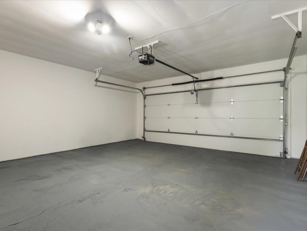 3302 Chick Charney, ROCKFORD, Illinois 61109, 3 Bedrooms Bedrooms, ,1 BathroomBathrooms,House,For Sale,Chick Charney,202505753