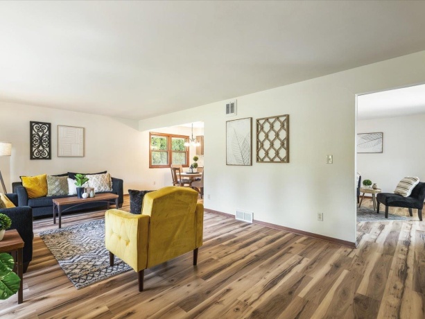 3302 Chick Charney, ROCKFORD, Illinois 61109, 3 Bedrooms Bedrooms, ,1 BathroomBathrooms,House,For Sale,Chick Charney,202505753