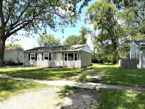 30 Gilbert, MACHESNEY PARK, Illinois 61115, 3 Bedrooms Bedrooms, ,1 BathroomBathrooms,House,For Sale,Gilbert,202504876