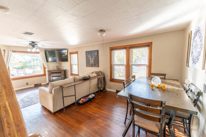 6155 Perryville, CHERRY VALLEY, Illinois 61016, 2 Bedrooms Bedrooms, ,1 BathroomBathrooms,House,For Sale,Perryville,202506900