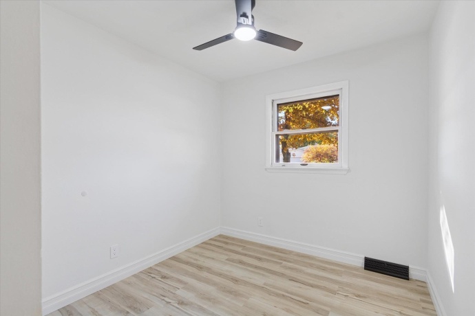 1703 Evans, LOVES PARK, Illinois 61111, 4 Bedrooms Bedrooms, ,2 BathroomsBathrooms,House,For Sale,Evans,202506902