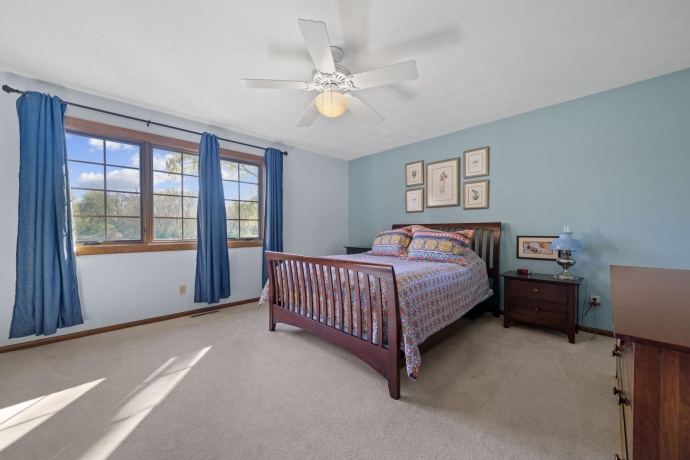 6641 Thomas, ROCKFORD, Illinois 61114, 3 Bedrooms Bedrooms, ,3 BathroomsBathrooms,House,For Sale,Thomas,202506903