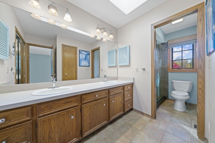 6641 Thomas, ROCKFORD, Illinois 61114, 3 Bedrooms Bedrooms, ,3 BathroomsBathrooms,House,For Sale,Thomas,202506903