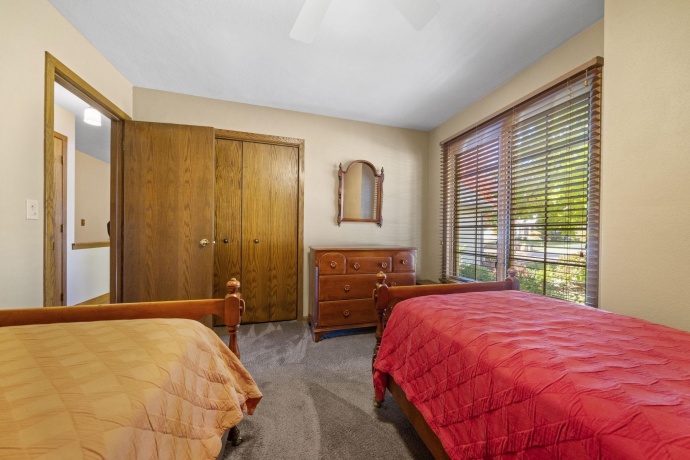 6641 Thomas, ROCKFORD, Illinois 61114, 3 Bedrooms Bedrooms, ,3 BathroomsBathrooms,House,For Sale,Thomas,202506903