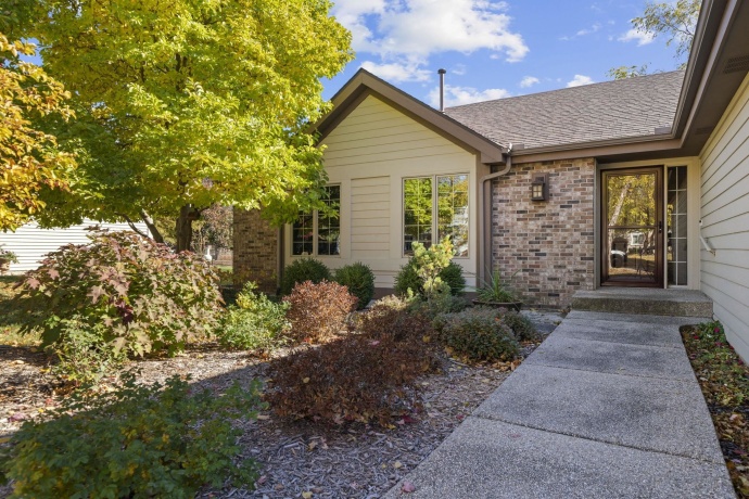 6641 Thomas, ROCKFORD, Illinois 61114, 3 Bedrooms Bedrooms, ,3 BathroomsBathrooms,House,For Sale,Thomas,202506903