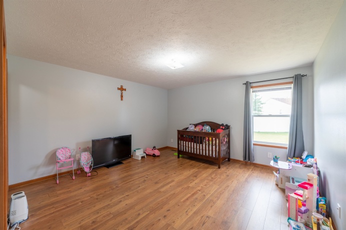 726 Golden Prairie, DAVIS JUNCTION, Illinois 61020, 3 Bedrooms Bedrooms, ,2 BathroomsBathrooms,House,For Sale,Golden Prairie,202506905