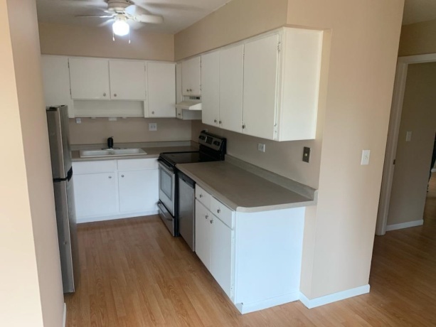 239 Northway Park, MACHESNEY PARK, Illinois 61115, 2 Bedrooms Bedrooms, ,1 BathroomBathrooms,Condominium,For Sale,Northway Park,202506904