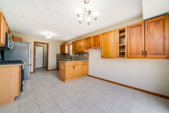 11282 Valerian, ROSCOE, Illinois 61073, 3 Bedrooms Bedrooms, ,2 BathroomsBathrooms,House,For Sale,Valerian,202506908