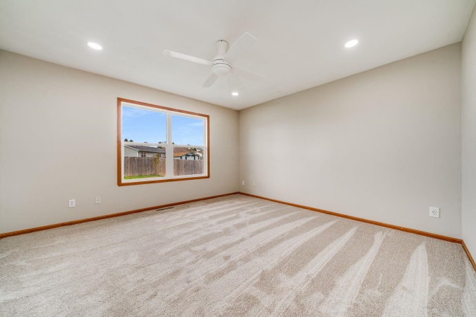 11282 Valerian, ROSCOE, Illinois 61073, 3 Bedrooms Bedrooms, ,2 BathroomsBathrooms,House,For Sale,Valerian,202506908