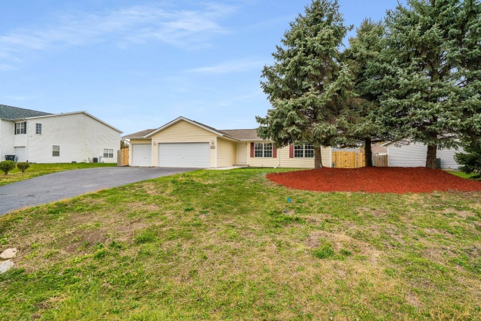 11282 Valerian, ROSCOE, Illinois 61073, 3 Bedrooms Bedrooms, ,2 BathroomsBathrooms,House,For Sale,Valerian,202506908