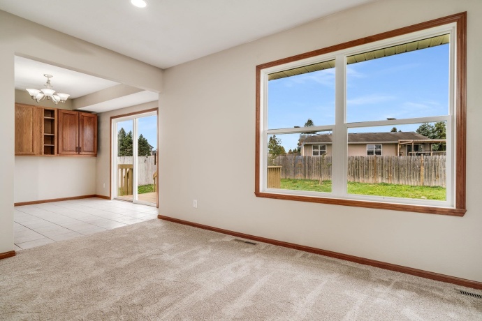 11282 Valerian, ROSCOE, Illinois 61073, 3 Bedrooms Bedrooms, ,2 BathroomsBathrooms,House,For Sale,Valerian,202506908