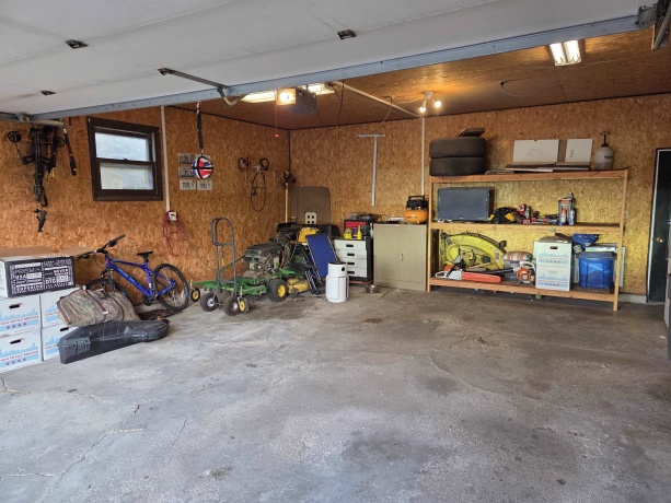 105 Blackhawk, GALENA, Illinois 61036, 3 Bedrooms Bedrooms, ,2 BathroomsBathrooms,House,For Sale,Blackhawk,202506909