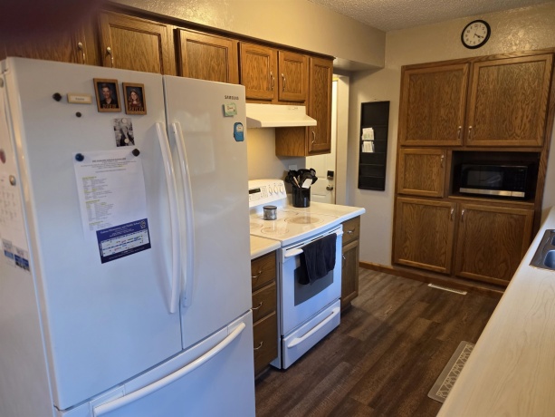 105 Blackhawk, GALENA, Illinois 61036, 3 Bedrooms Bedrooms, ,2 BathroomsBathrooms,House,For Sale,Blackhawk,202506909