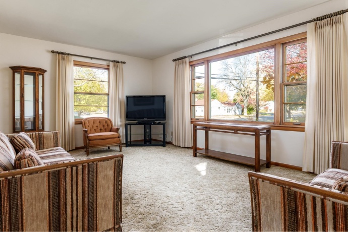 2028 PIERCE, ROCKFORD, Illinois 61103, 3 Bedrooms Bedrooms, ,1 BathroomBathrooms,House,For Sale,PIERCE,202506910