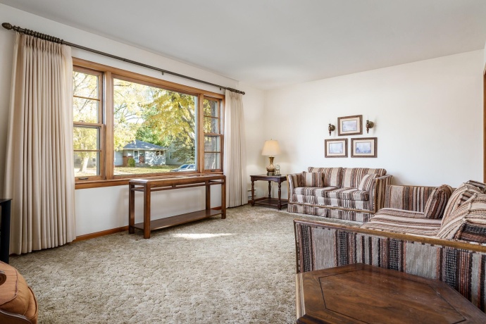 2028 PIERCE, ROCKFORD, Illinois 61103, 3 Bedrooms Bedrooms, ,1 BathroomBathrooms,House,For Sale,PIERCE,202506910