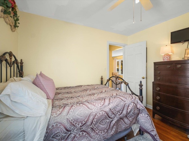 1024 21st, ROCKFORD, Illinois 61108, 3 Bedrooms Bedrooms, ,2 BathroomsBathrooms,House,For Sale,21st,202506914