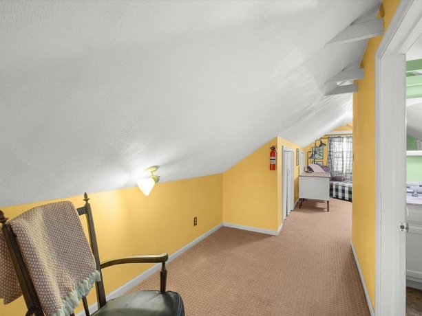 1024 21st, ROCKFORD, Illinois 61108, 3 Bedrooms Bedrooms, ,2 BathroomsBathrooms,House,For Sale,21st,202506914