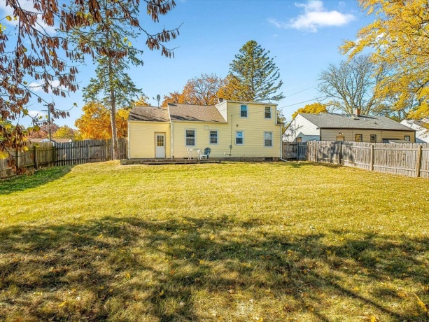 1024 21st, ROCKFORD, Illinois 61108, 3 Bedrooms Bedrooms, ,2 BathroomsBathrooms,House,For Sale,21st,202506914