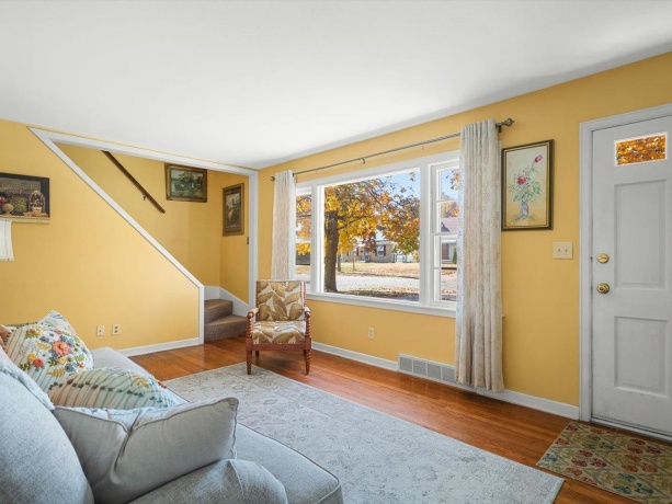 1024 21st, ROCKFORD, Illinois 61108, 3 Bedrooms Bedrooms, ,2 BathroomsBathrooms,House,For Sale,21st,202506914