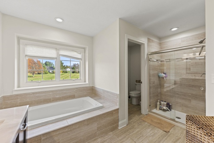 11251 WENTWORTH, BELVIDERE, Illinois 61008, 4 Bedrooms Bedrooms, ,4 BathroomsBathrooms,House,For Sale,WENTWORTH,202506921