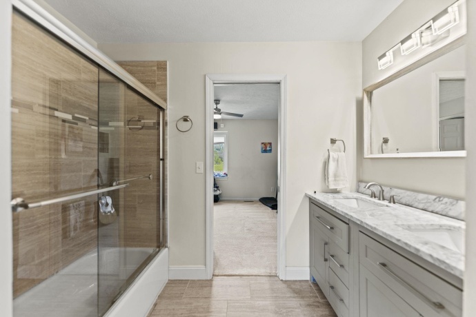 11251 WENTWORTH, BELVIDERE, Illinois 61008, 4 Bedrooms Bedrooms, ,4 BathroomsBathrooms,House,For Sale,WENTWORTH,202506921