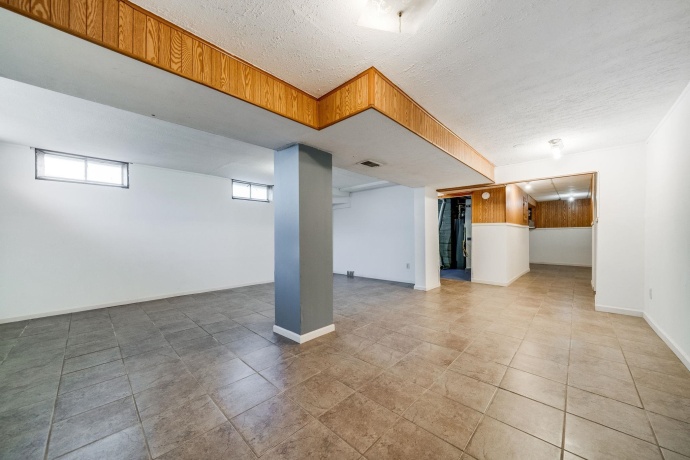 417 27th, ROCKFORD, Illinois 61108, 3 Bedrooms Bedrooms, ,2 BathroomsBathrooms,House,For Sale,27th,202506922