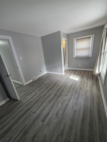 111 Empire, FREEPORT, Illinois 61032, 4 Bedrooms Bedrooms, ,2 BathroomsBathrooms,House,For Sale,Empire,202506931