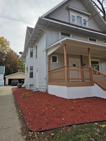 111 Empire, FREEPORT, Illinois 61032, 4 Bedrooms Bedrooms, ,2 BathroomsBathrooms,House,For Sale,Empire,202506931