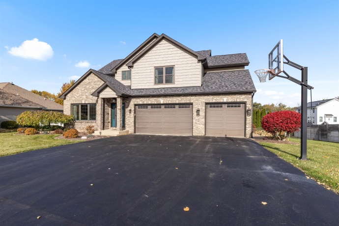 6216 Schaumburg, ROSCOE, Illinois 61073, 4 Bedrooms Bedrooms, ,2 BathroomsBathrooms,House,For Sale,Schaumburg,202506932