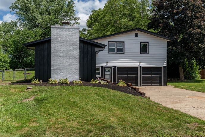 215 Judy, MACHESNEY PARK, Illinois 61115, 3 Bedrooms Bedrooms, ,1 BathroomBathrooms,House,For Sale,Judy,202503763