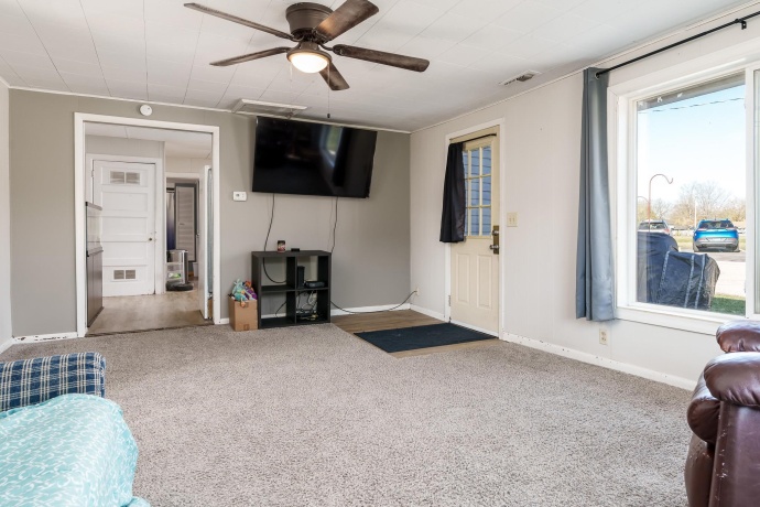 428 Chapel, ROCKTON, Illinois 61072, 2 Bedrooms Bedrooms, ,1 BathroomBathrooms,House,For Sale,Chapel,202506939