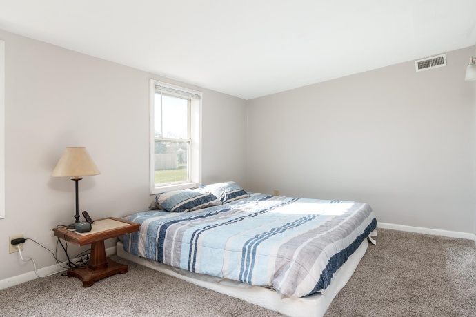 428 Chapel, ROCKTON, Illinois 61072, 2 Bedrooms Bedrooms, ,1 BathroomBathrooms,House,For Sale,Chapel,202506939