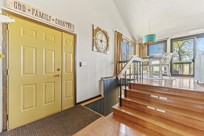 10632 VENTURA, MACHESNEY PARK, Illinois 61115, 3 Bedrooms Bedrooms, ,1 BathroomBathrooms,House,For Sale,VENTURA,202506941