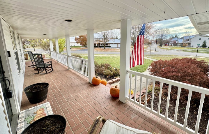 3558 Burlwood, ROCKFORD, Illinois 61114, 5 Bedrooms Bedrooms, ,3 BathroomsBathrooms,House,For Sale,Burlwood,202506946