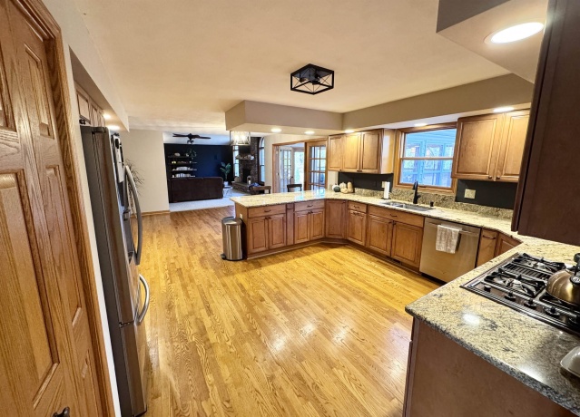 3558 Burlwood, ROCKFORD, Illinois 61114, 5 Bedrooms Bedrooms, ,3 BathroomsBathrooms,House,For Sale,Burlwood,202506946