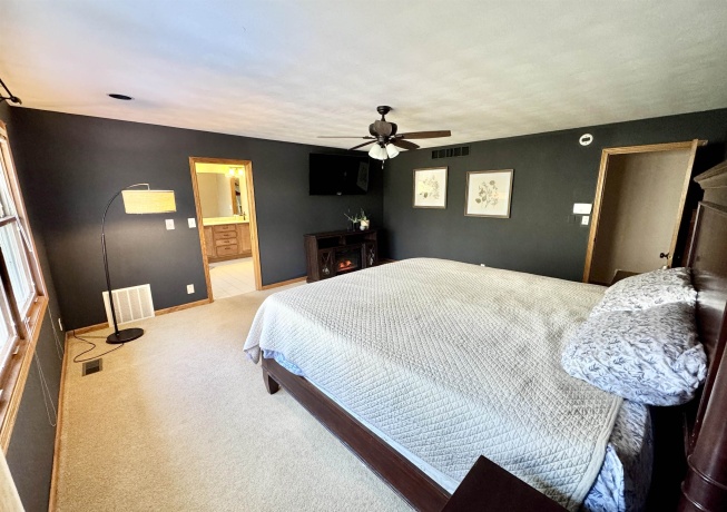 3558 Burlwood, ROCKFORD, Illinois 61114, 5 Bedrooms Bedrooms, ,3 BathroomsBathrooms,House,For Sale,Burlwood,202506946