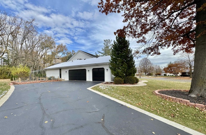 3558 Burlwood, ROCKFORD, Illinois 61114, 5 Bedrooms Bedrooms, ,3 BathroomsBathrooms,House,For Sale,Burlwood,202506946