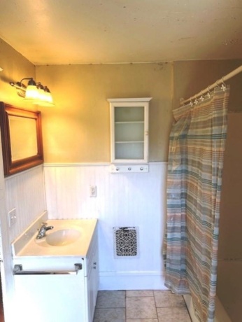 207 South St., LENA, Illinois 61048, 3 Bedrooms Bedrooms, ,2 BathroomsBathrooms,House,For Sale,South St.,202506947