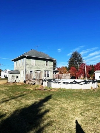 207 South St., LENA, Illinois 61048, 3 Bedrooms Bedrooms, ,2 BathroomsBathrooms,House,For Sale,South St.,202506947