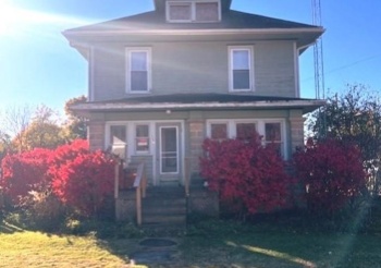 207 South St., LENA, Illinois 61048, 3 Bedrooms Bedrooms, ,2 BathroomsBathrooms,House,For Sale,South St.,202506947