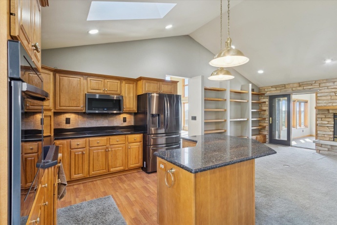 97 Highcrest, SHANNON, Illinois 61078, 2 Bedrooms Bedrooms, ,2 BathroomsBathrooms,House,For Sale,Highcrest,202506948